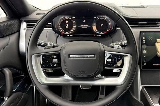 Land Rover Range Rover P550e Autobiography