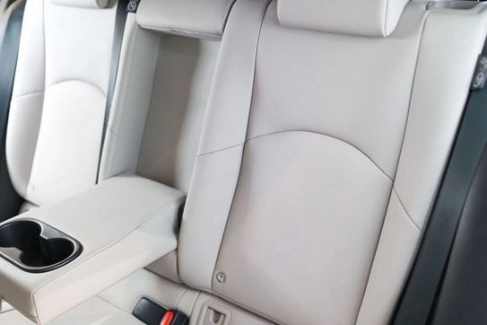 Lexus UX 300h F Sport Design