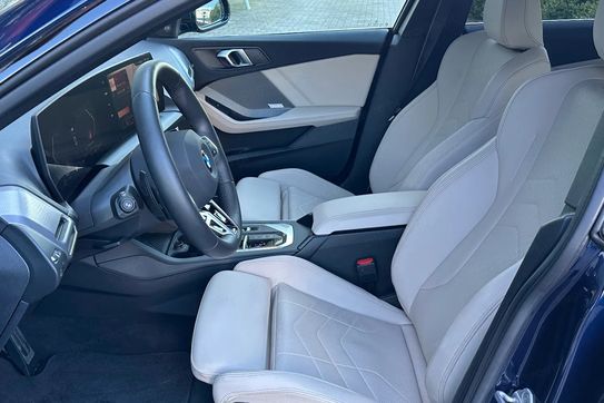 BMW Seria 2 220 mHEV