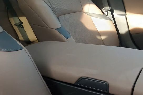 Lexus ES 300h Business Edition 2.5