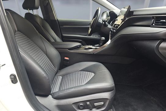 Toyota Camry 2.5 Hybrid Prestige