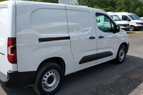 Peugeot Partner Van Long L2H1
