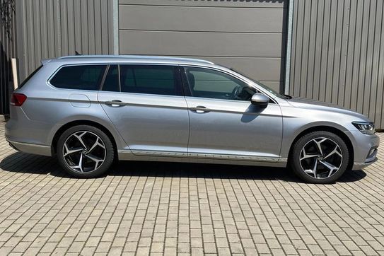 Volkswagen Passat 1.5 TSI Elegance DSG
