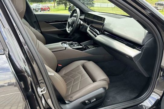 BMW Seria 5 520d xDrive M Sport