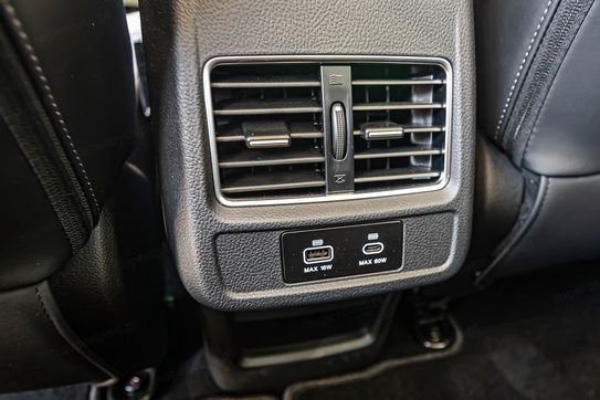 Jac JS8 PRO 7 DCT 7os.