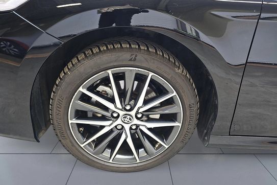 Toyota Camry 2.5 Hybrid Executive CVT