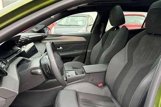 Peugeot 408 GT Exclusive S&S e-DCS6 1.2 PureTech mHEV