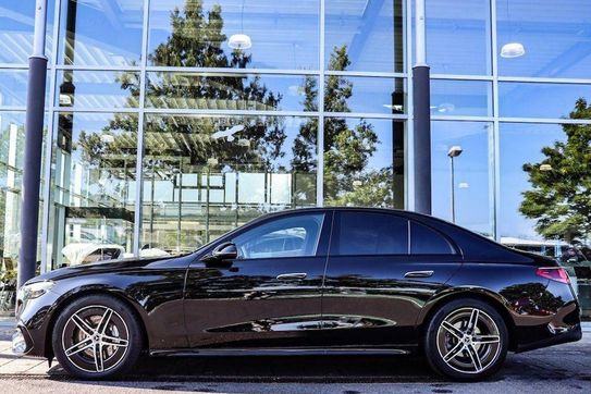 Mercedes Klasa E 300 de 4-Matic AMG
