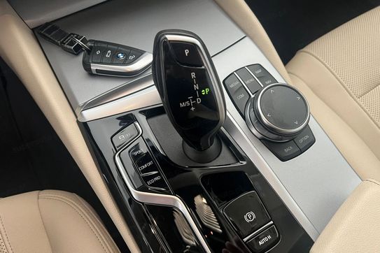 BMW Seria 5 520d mHEV aut