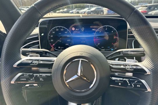 Mercedes Klasa E 220 d 4MATIC AMG Line