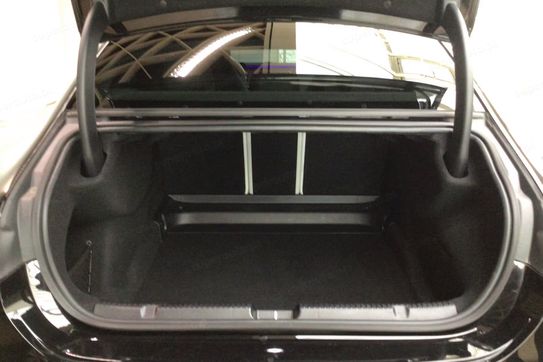 Mercedes EQE 350 4-Matic AMG Line