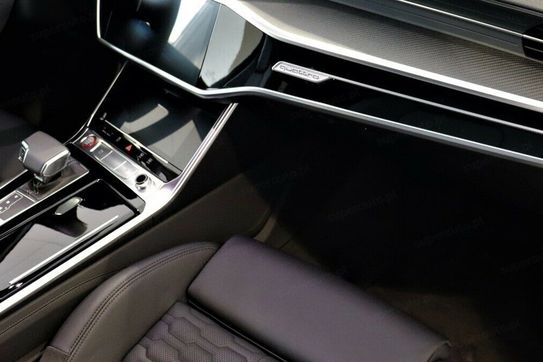Audi A6 RS6 TFSI quattro Performance Avant