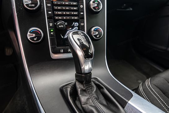 Volvo V60 D3 2.0 aut