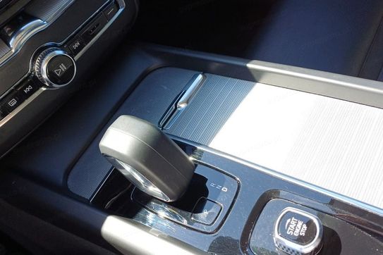 Volvo XC60 B4 D Plus Dark aut