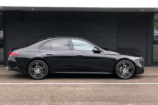 Mercedes Klasa E 300 de 4-Matic AMG