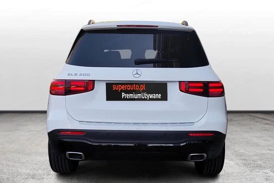 Mercedes GLB 200