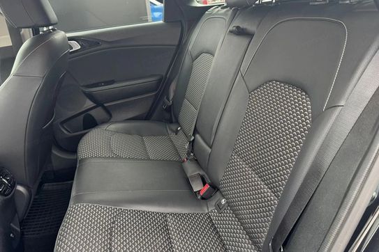 Kia Ceed 1.5 t-Gdi Tribute Dct