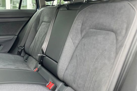 Volkswagen Golf Business 1.5 TSI