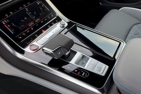 Audi Q8 SQ8 TFSI quattro