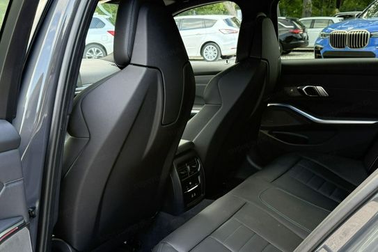 BMW Seria 3 M340i xDrive mHEV sport-aut