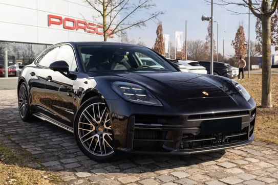 Porsche Panamera 4 E-Hybrid