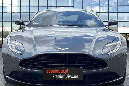 Aston Martin DB11 V8