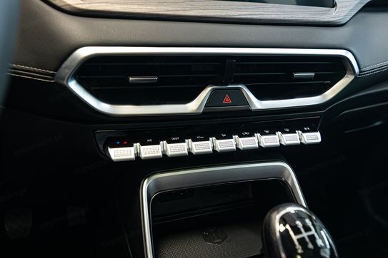 EVO CUATRO ‎1.5 BENZ + LPG FWD