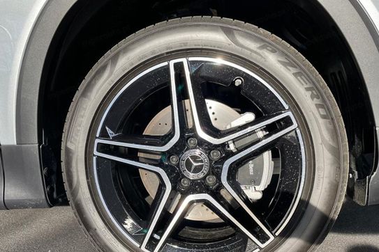 Mercedes GLB 200  AMG Line