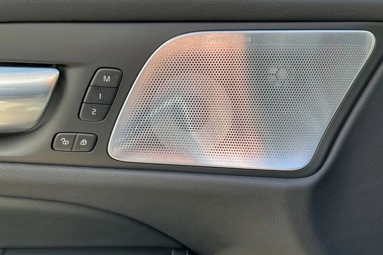 Volvo V60 B4 B Ultra Dark