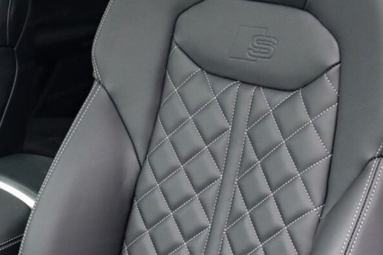 Audi Q7 55 TFSI e quattro S Line