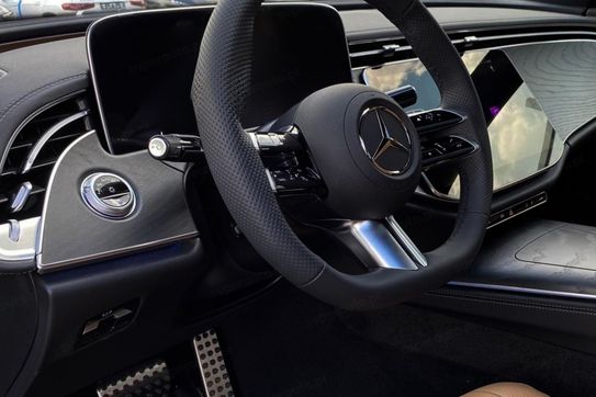 Mercedes Klasa E 300 de 4-Matic AMG