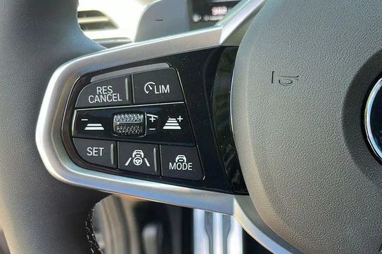 BMW Seria 3 330d xDrive M Sport