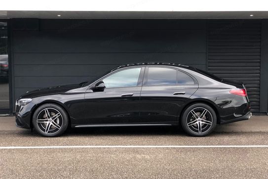 Mercedes Klasa E 220 d  4-Matic AMG
