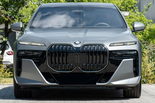 BMW Seria 7 740d xDrive M Sport