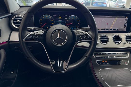 Mercedes Klasa E 200