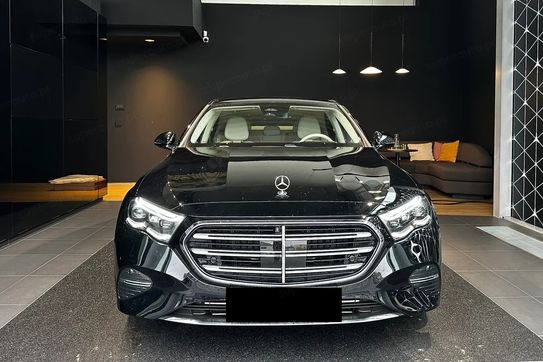 Mercedes Klasa E 200 4-Matic Exclusive