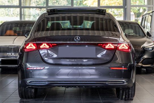 Mercedes Klasa E 200 4-Matic Exclusive