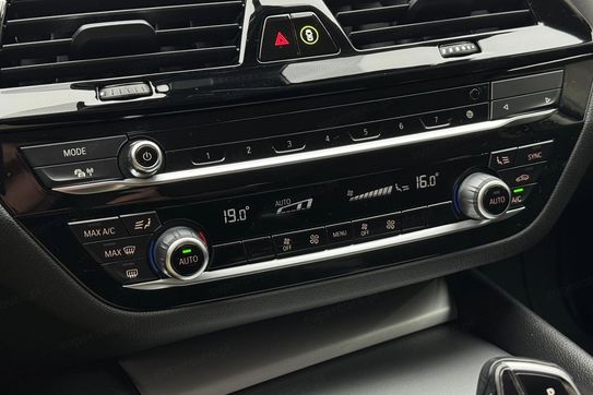 BMW Seria 5 Touring 520i