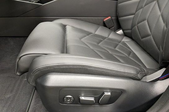 BMW Seria 5 Touring 520d xDrive M Sport