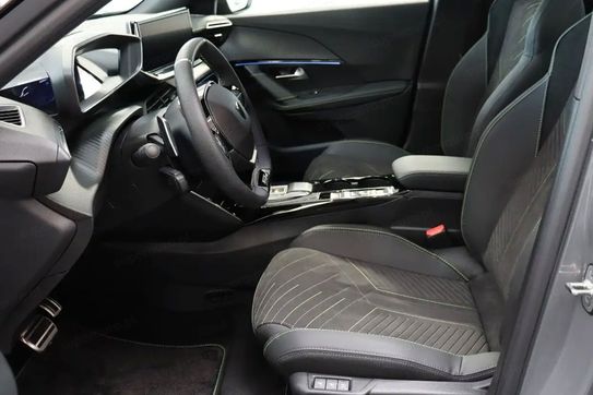Peugeot 2008 GT mHEV  e-DCS6