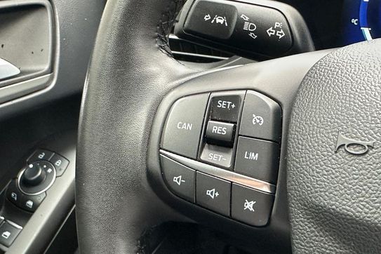 Ford Focus Ecoboost Titanium x