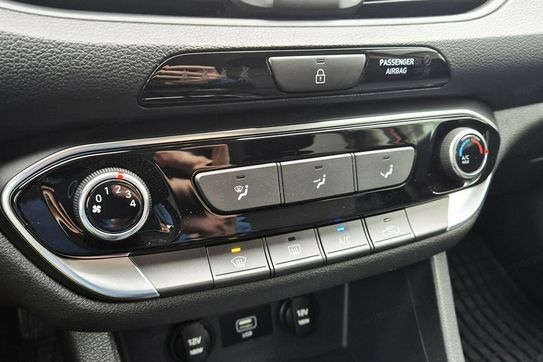 Hyundai i30 1.5 t-Gdi 48V Modern
