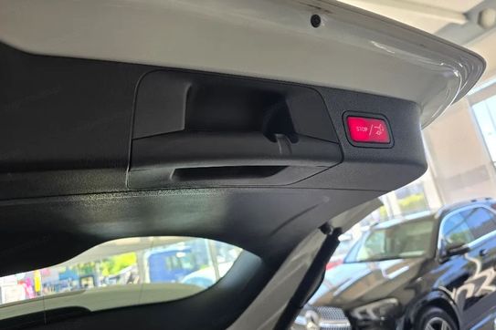 Mercedes GLB 200 4-Matic Style 8G-DCT