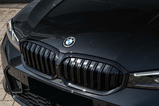 BMW Seria 3 330i xDrive M Sport