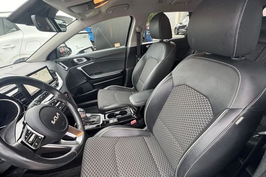 Kia Ceed 1.5 t-Gdi Tribute Dct