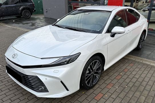 Toyota Camry Executive 2.5 Hybrid Dynamic Force