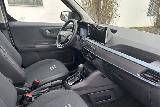 Ford Tourneo Courier Active A7