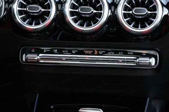 Mercedes GLA 200 AMG Line