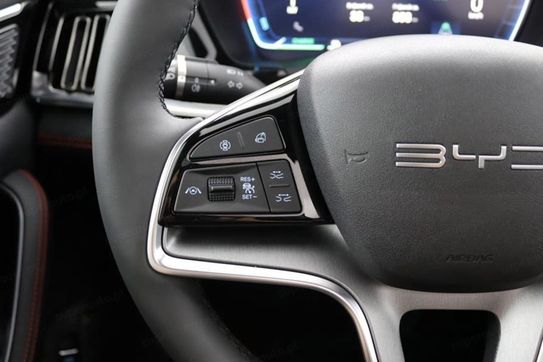 BYD Seal U DM-i  Design AWD