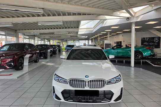 BMW Seria 3 318i M Sport